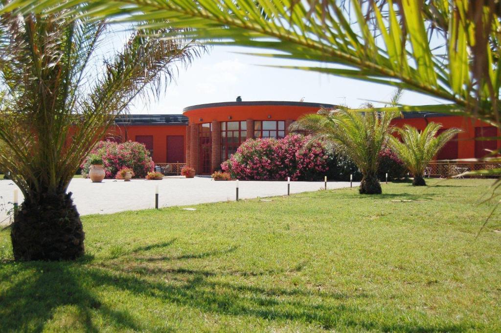 Regina Del Mare Family Beach Village Calambrone Exterior photo